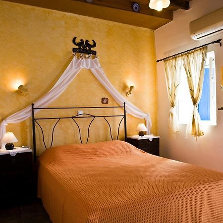 Pepi'S Rooms Triovasalos Bagian luar foto