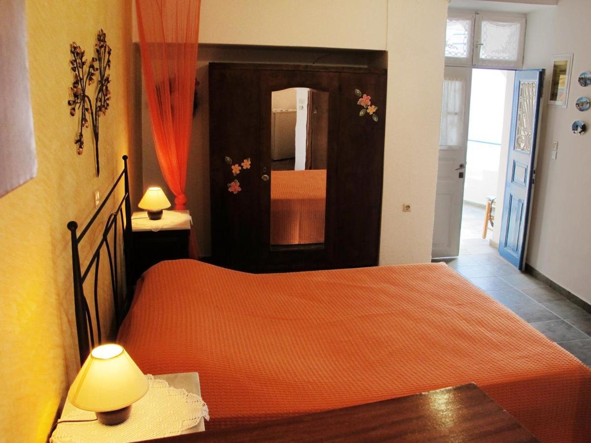 Pepi'S Rooms Triovasalos Bagian luar foto