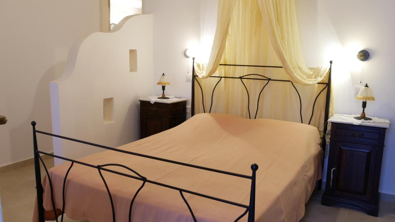 Pepi'S Rooms Triovasalos Bagian luar foto