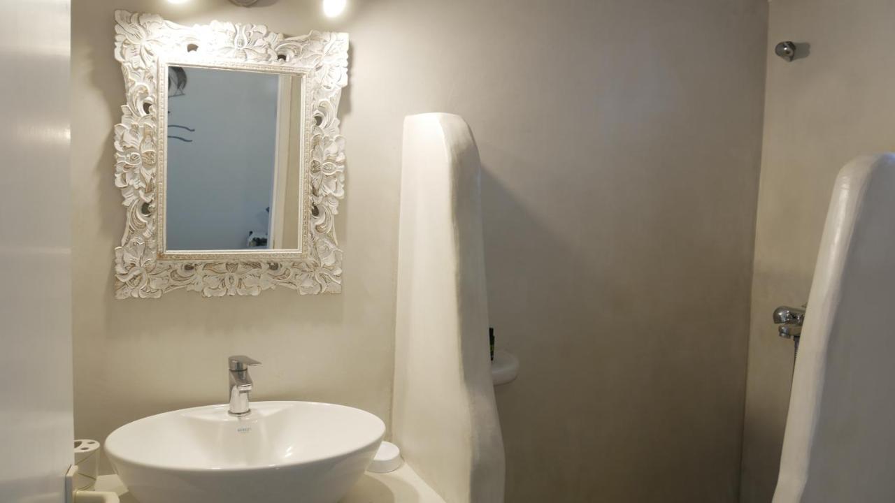 Pepi'S Rooms Triovasalos Bagian luar foto