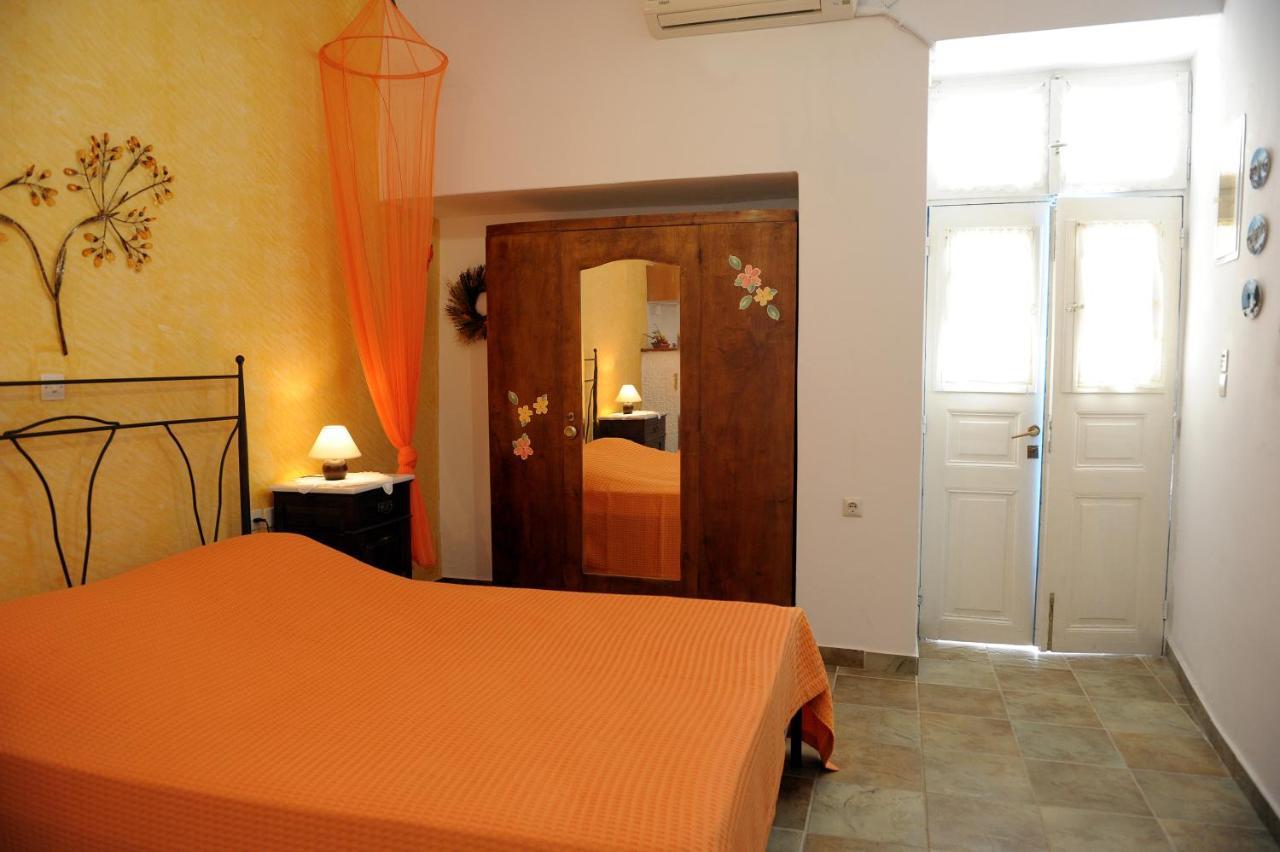 Pepi'S Rooms Triovasalos Bagian luar foto